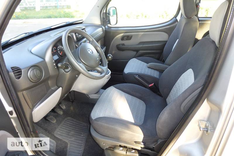 Универсал Fiat Doblo 2007 в Ровно фото 31 Универсал Fiat Doblo 2007 в Ровно