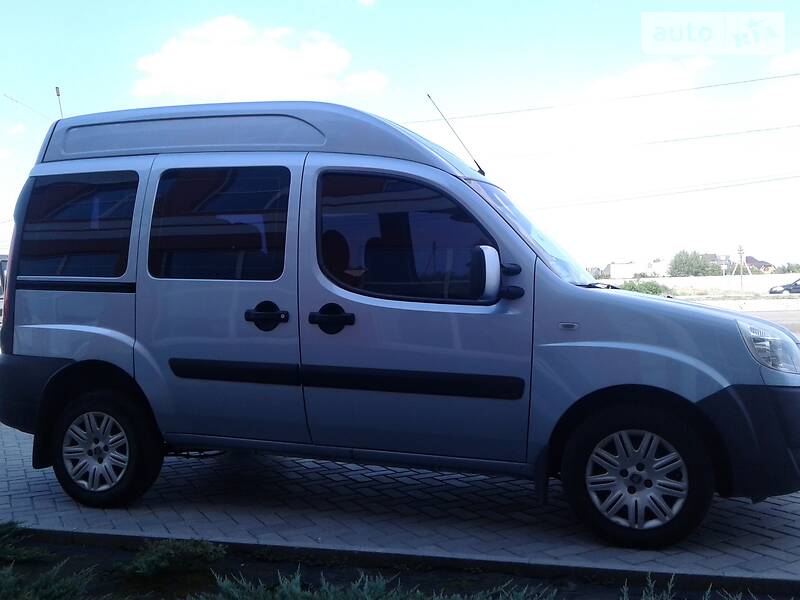 Минивэн Fiat Doblo 2007 в Каменском