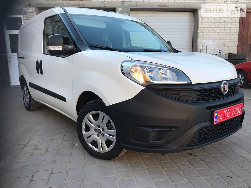 Грузопассажирский фургон Fiat Doblo 2015 в Бродах