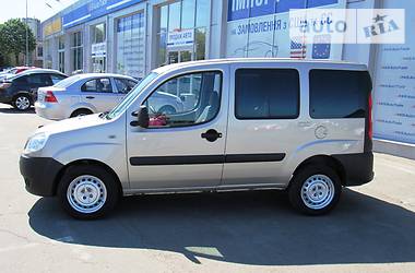 Универсал Fiat Doblo 2013 в Киеве