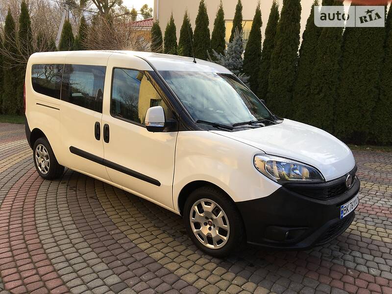 Универсал Fiat Doblo 2015 в Ровно