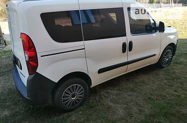 Мінівен Fiat Doblo 2010 в 