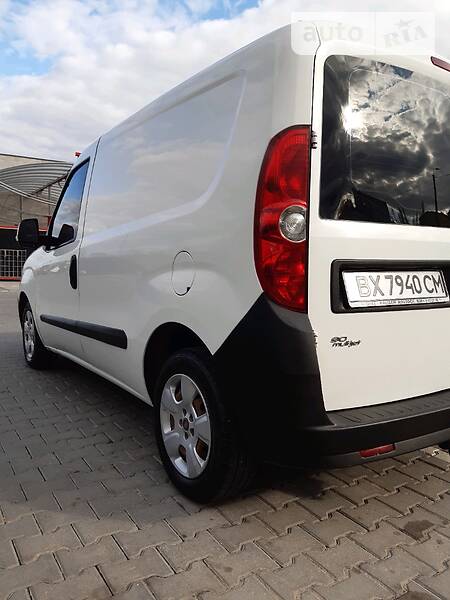 Вантажопасажирський фургон Fiat Doblo 2012 в Хмельницькому фото 7 Вантажопасажирський фургон Fiat Doblo 2012 в Хмельницькому