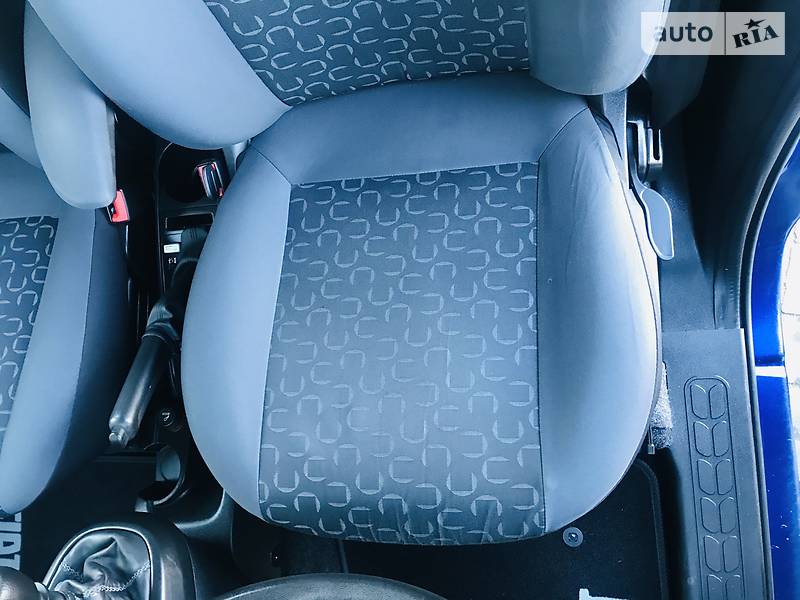 Вантажопасажирський фургон Fiat Doblo 2014 в Стрию