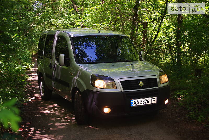 Мінівен Fiat Doblo 2007 в Києві