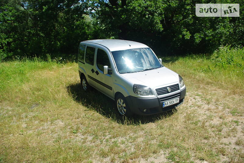 Мінівен Fiat Doblo 2007 в Києві