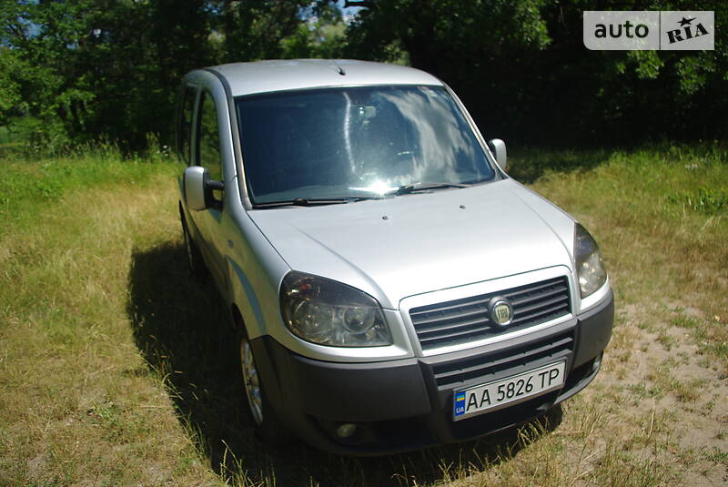 Мінівен Fiat Doblo 2007 в Києві