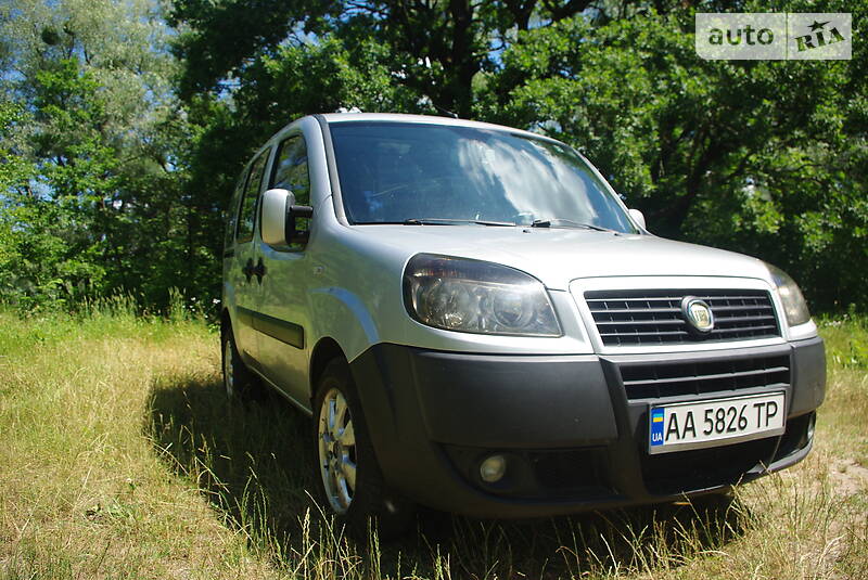 Мінівен Fiat Doblo 2007 в Києві