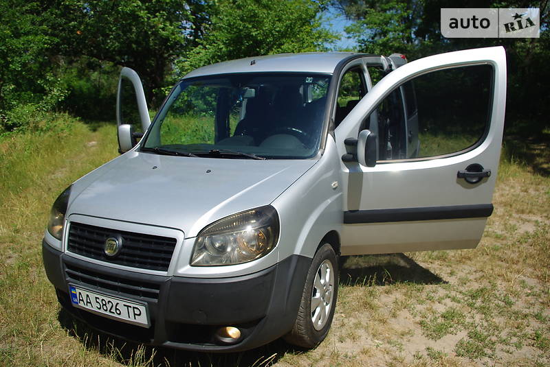 Мінівен Fiat Doblo 2007 в Києві