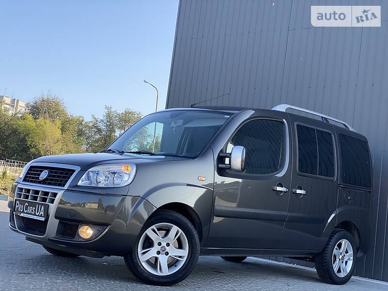 Универсал Fiat Doblo 2008 в Дрогобыче