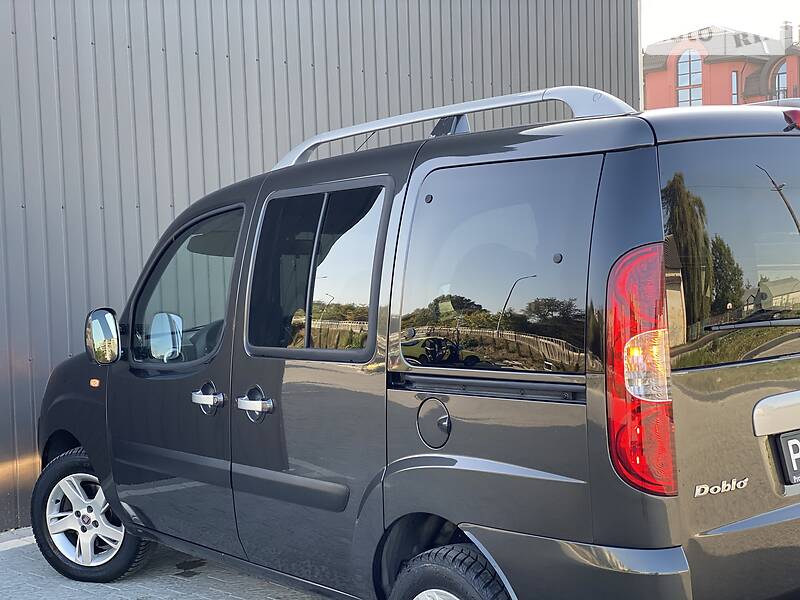 Универсал Fiat Doblo 2008 в Дрогобыче