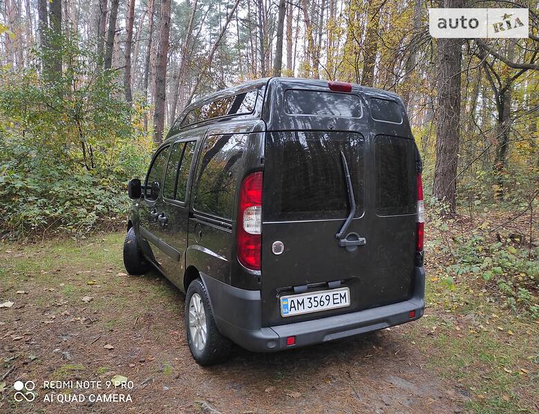 Минивэн Fiat Doblo 2008 в Житомире