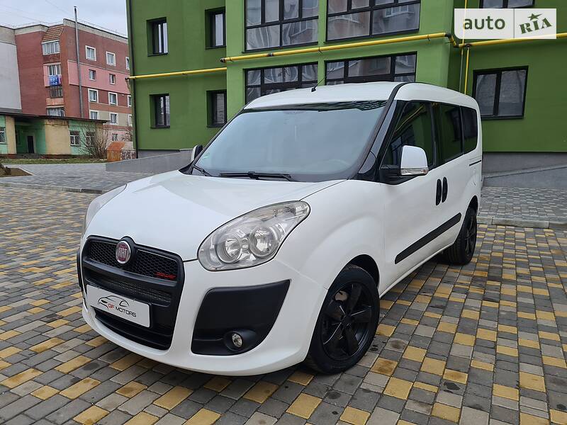 Минивэн Fiat Doblo 2010 в Калуше