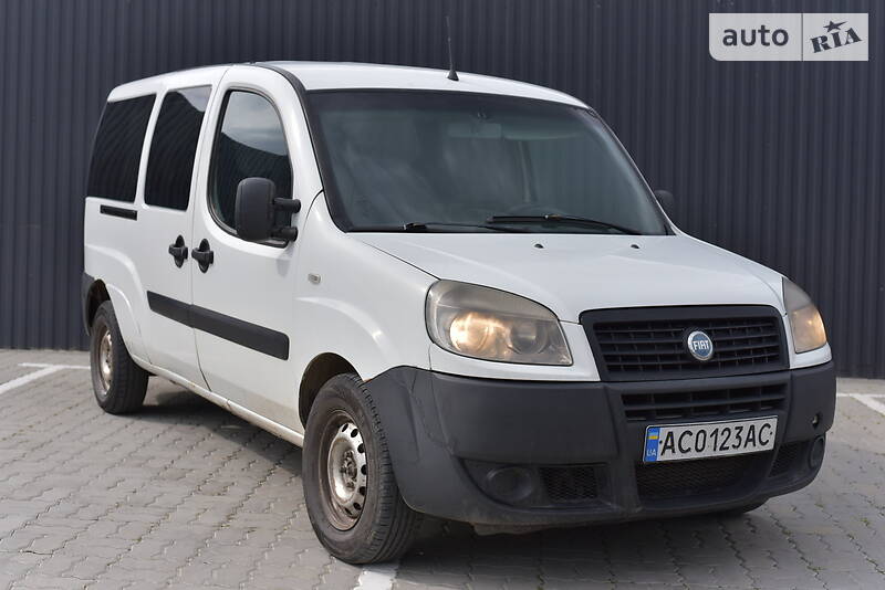 Пикап Fiat Doblo 2006 в Нововолынске