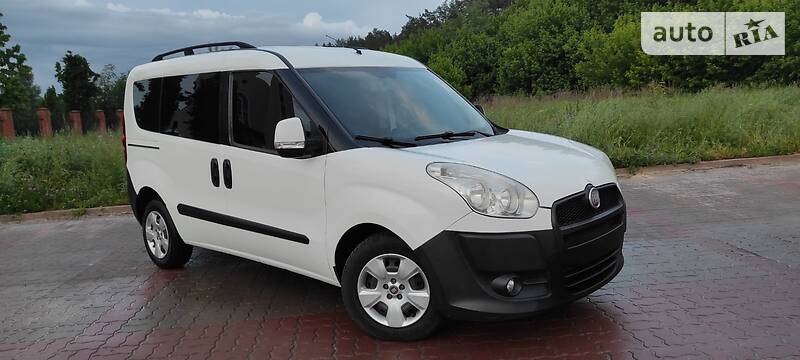 Мінівен Fiat Doblo 2012 в Києві фото 13 Мінівен Fiat Doblo 2012 в Києві