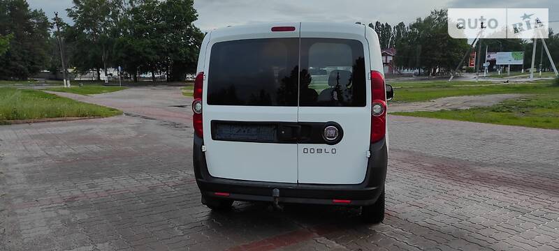 Мінівен Fiat Doblo 2012 в Києві фото 15 Мінівен Fiat Doblo 2012 в Києві