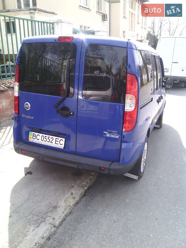 Минивэн Fiat Doblo 2006 в Львове