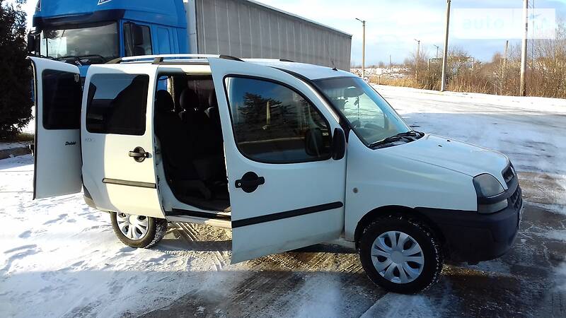 Универсал Fiat Doblo 2001 в Дрогобыче