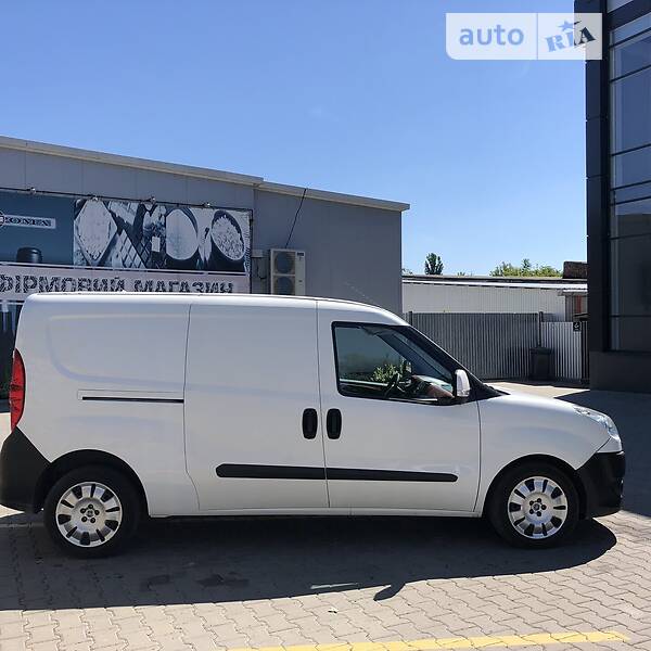 Минивэн Fiat Doblo 2012 в Черновцах