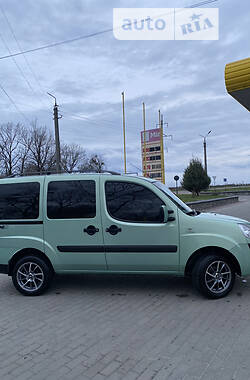 Минивэн Fiat Doblo 2007 в Киеве