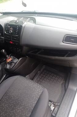Минивэн Fiat Doblo 2011 в 