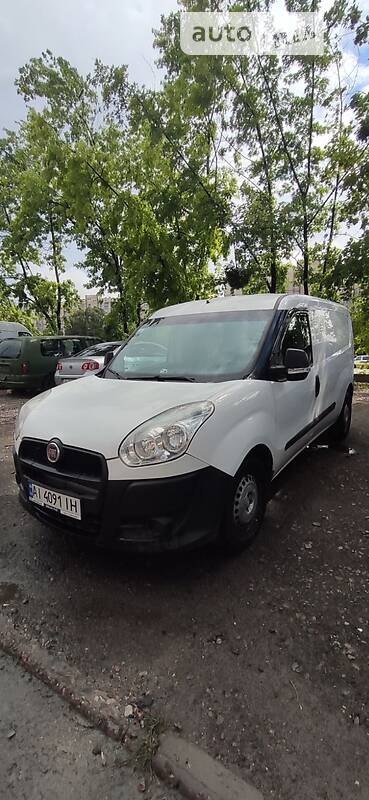 Вантажний фургон Fiat Doblo 2012 в Києві