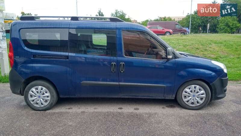 Минивэн Fiat Doblo 2012 в Черкассах