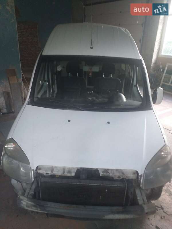 Универсал Fiat Doblo 2006 в Сарнах