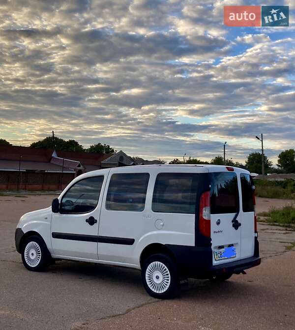 Минивэн Fiat Doblo 2006 в Прилуках