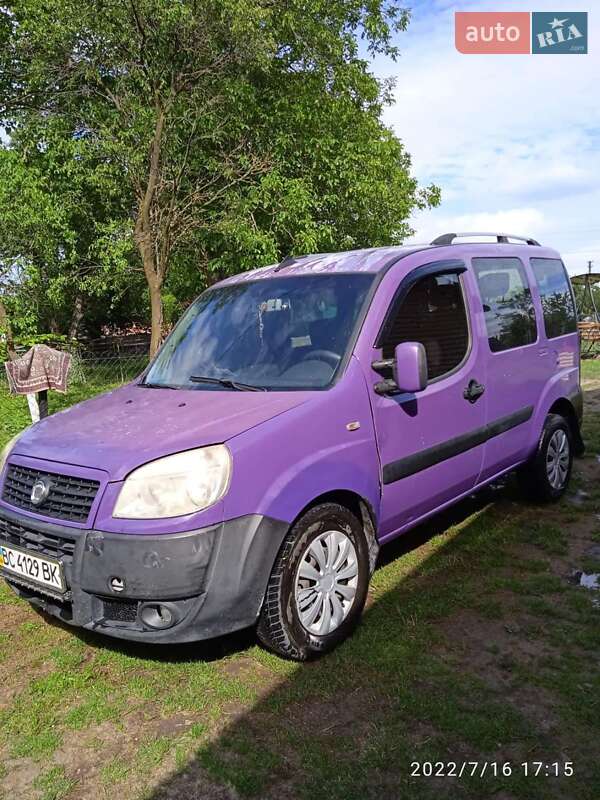Минивэн Fiat Doblo 2008 в Дрогобыче