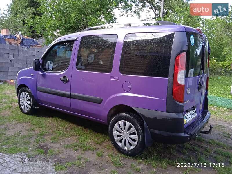 Минивэн Fiat Doblo 2008 в Дрогобыче