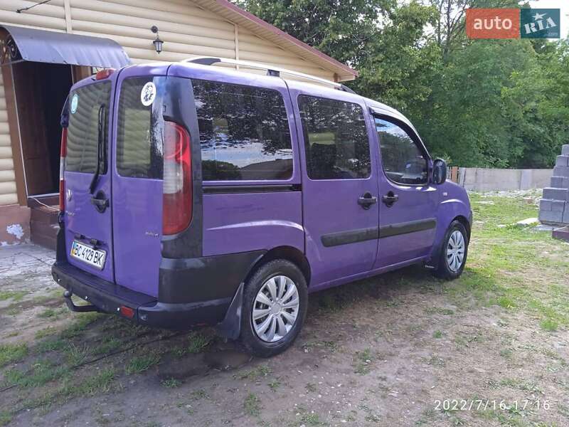 Минивэн Fiat Doblo 2008 в Дрогобыче