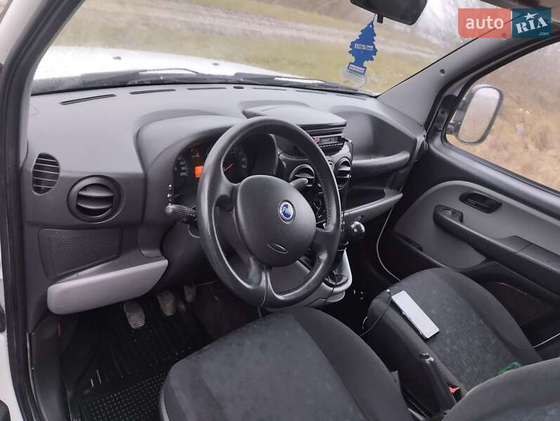 Минивэн Fiat Doblo 2007 в Тернополе