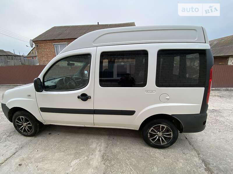 Пикап Fiat Doblo 2007 в Полонном