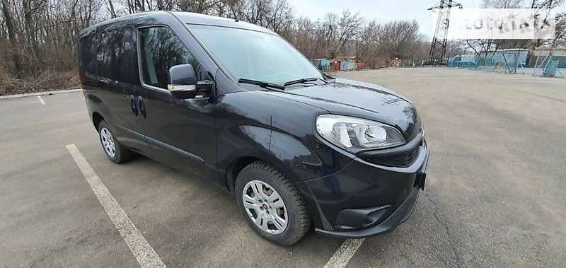 Грузовой фургон Fiat Doblo 2015 в Золочеве