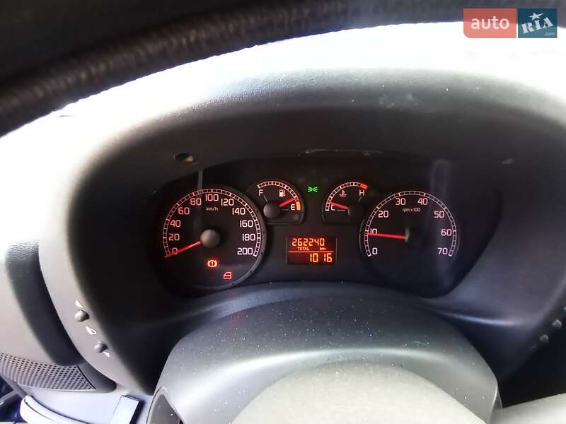 Минивэн Fiat Doblo 2007 в Киеве