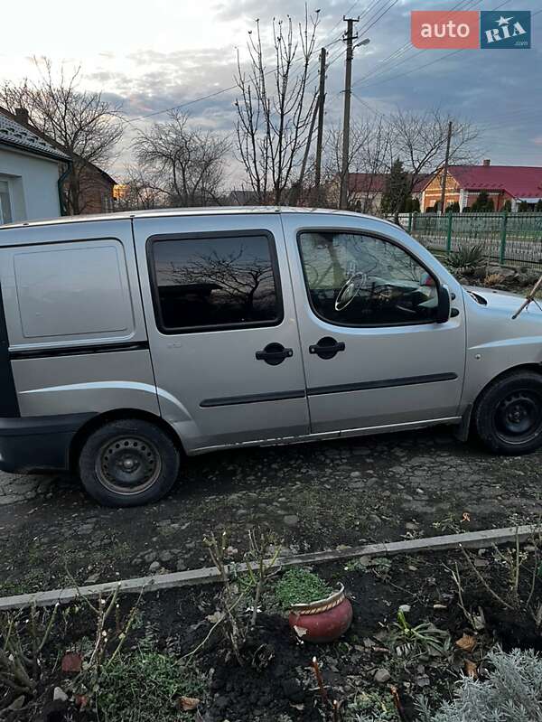 Минивэн Fiat Doblo 2004 в Сокале