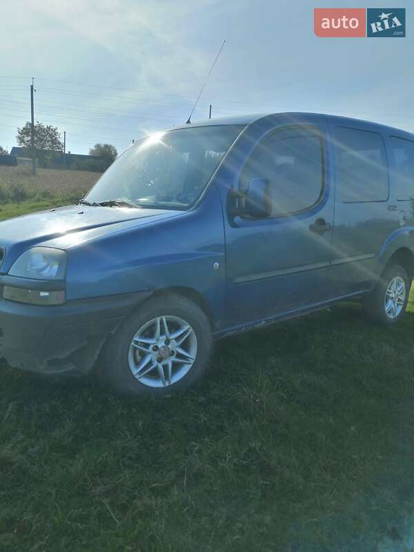 Минивэн Fiat Doblo 2002 в Горохове