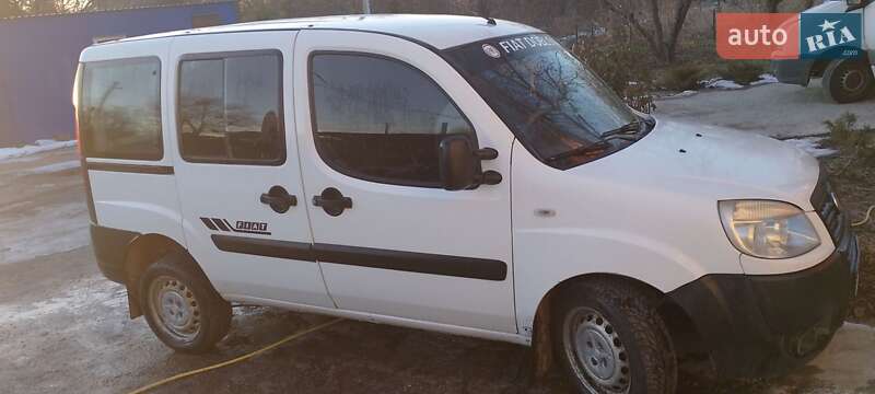 Минивэн Fiat Doblo 2012 в Киеве фото 2 Минивэн Fiat Doblo 2012 в Киеве