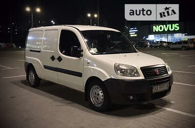 Мінівен Fiat Doblo 2009 в Києві
