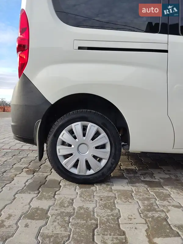 Fiat Doblo 2014 VIN ZFA26300006146002 фото оголошення 8 з 44