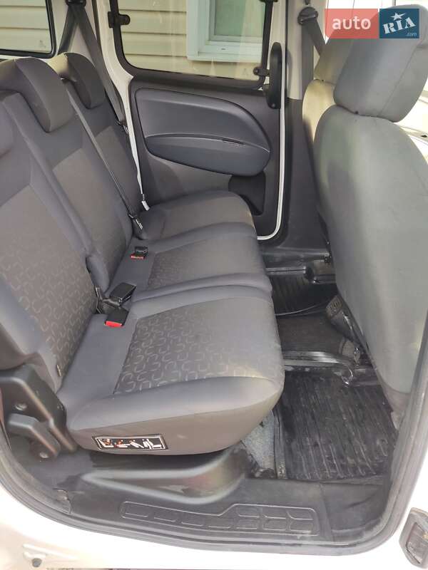 Минивэн Fiat Doblo 2014 в Сокирянах