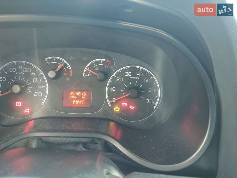 Минивэн Fiat Doblo 2014 в Сокирянах