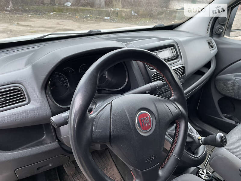 Грузовой фургон Fiat Doblo 2011 в Кривом Роге фото 11 Грузовой фургон Fiat Doblo 2011 в Кривом Роге