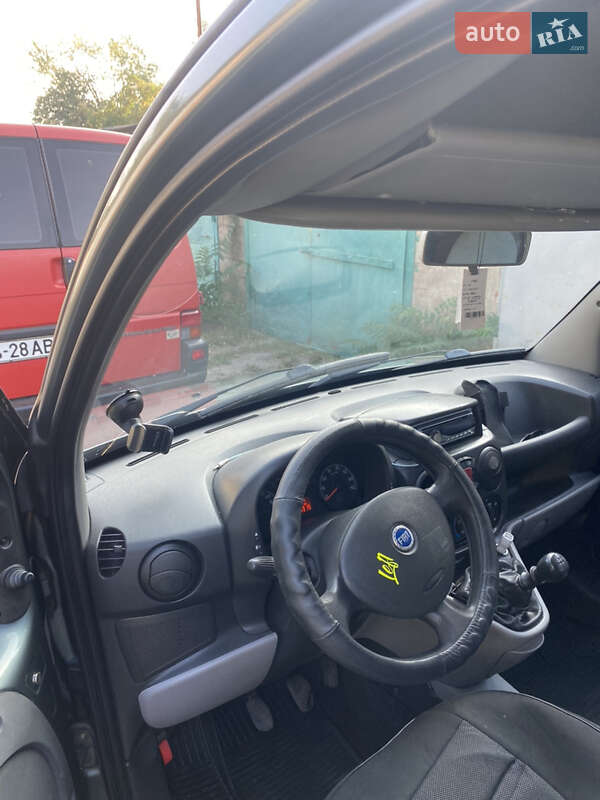 Минивэн Fiat Doblo 2006 в Кривом Роге