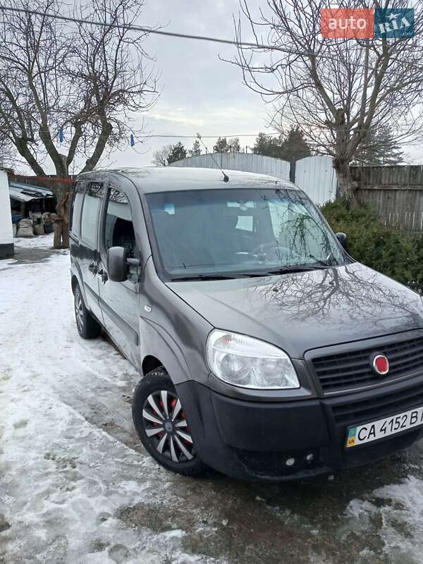 Минивэн Fiat Doblo 2007 в Звенигородке