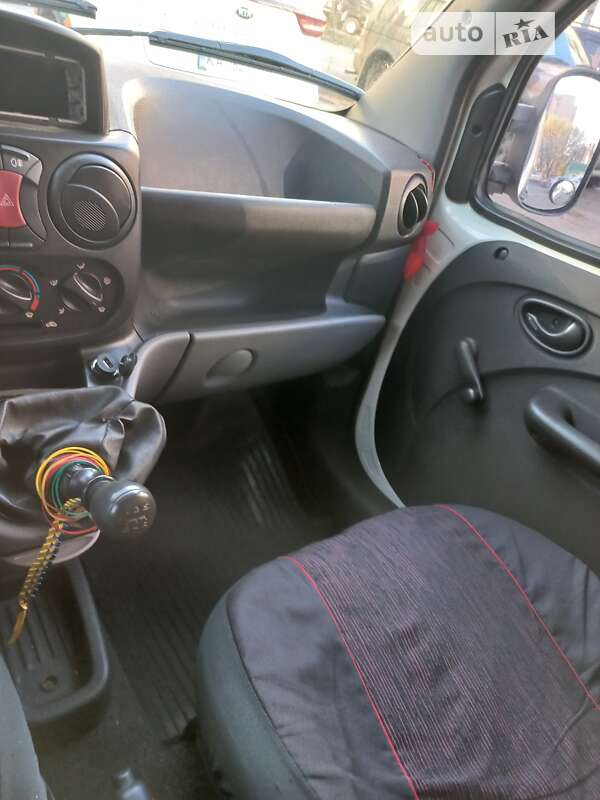 Грузовой фургон Fiat Doblo 2007 в Киеве