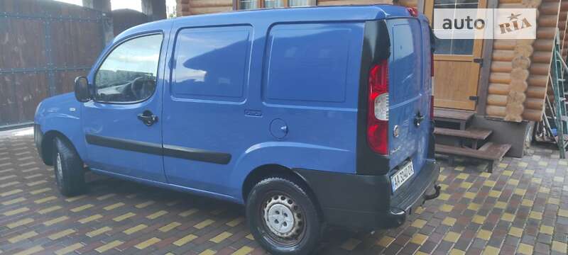 Грузовой фургон Fiat Doblo 2013 в Киеве фото 7 Грузовой фургон Fiat Doblo 2013 в Киеве