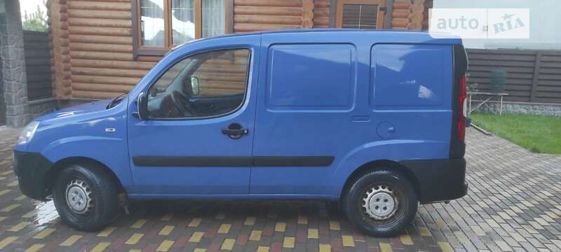 Грузовой фургон Fiat Doblo 2013 в Киеве фото 8 Грузовой фургон Fiat Doblo 2013 в Киеве