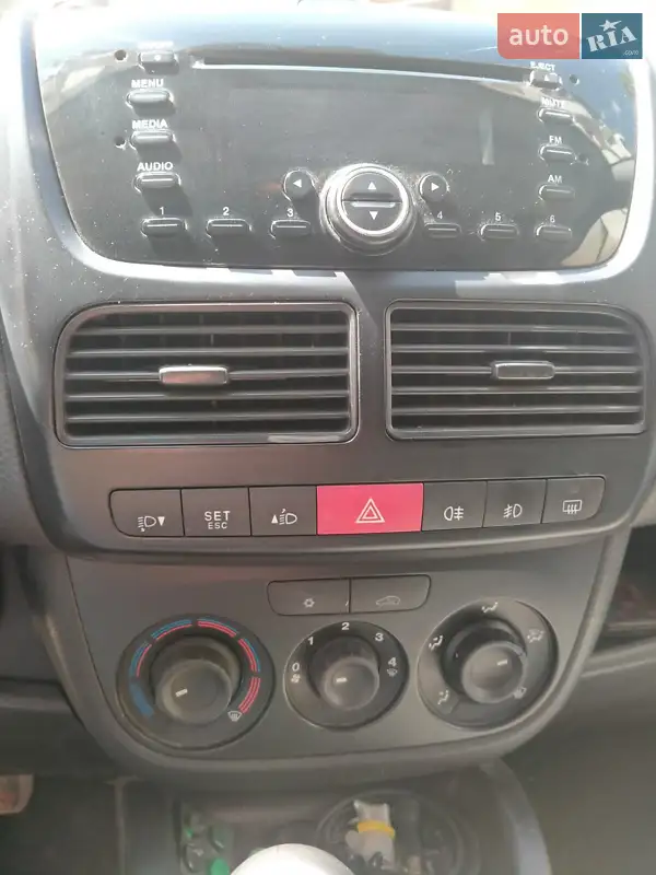 Fiat Doblo 2010 VIN ZFA26300009013017 фото оголошення 7 з 41